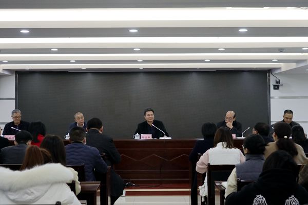 中小企業(yè)擔保召開公司領(lǐng)導(dǎo)與南寧營業(yè)部員工見面會
